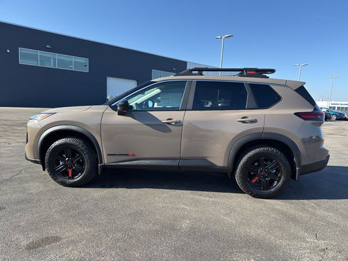New 2026 Nissan Rogue SV image 6