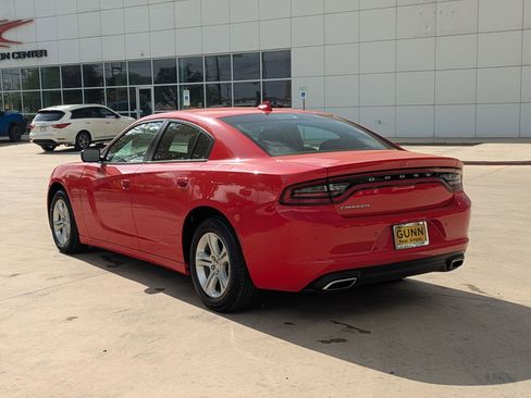 Used 2023 Dodge Charger SXT image 5