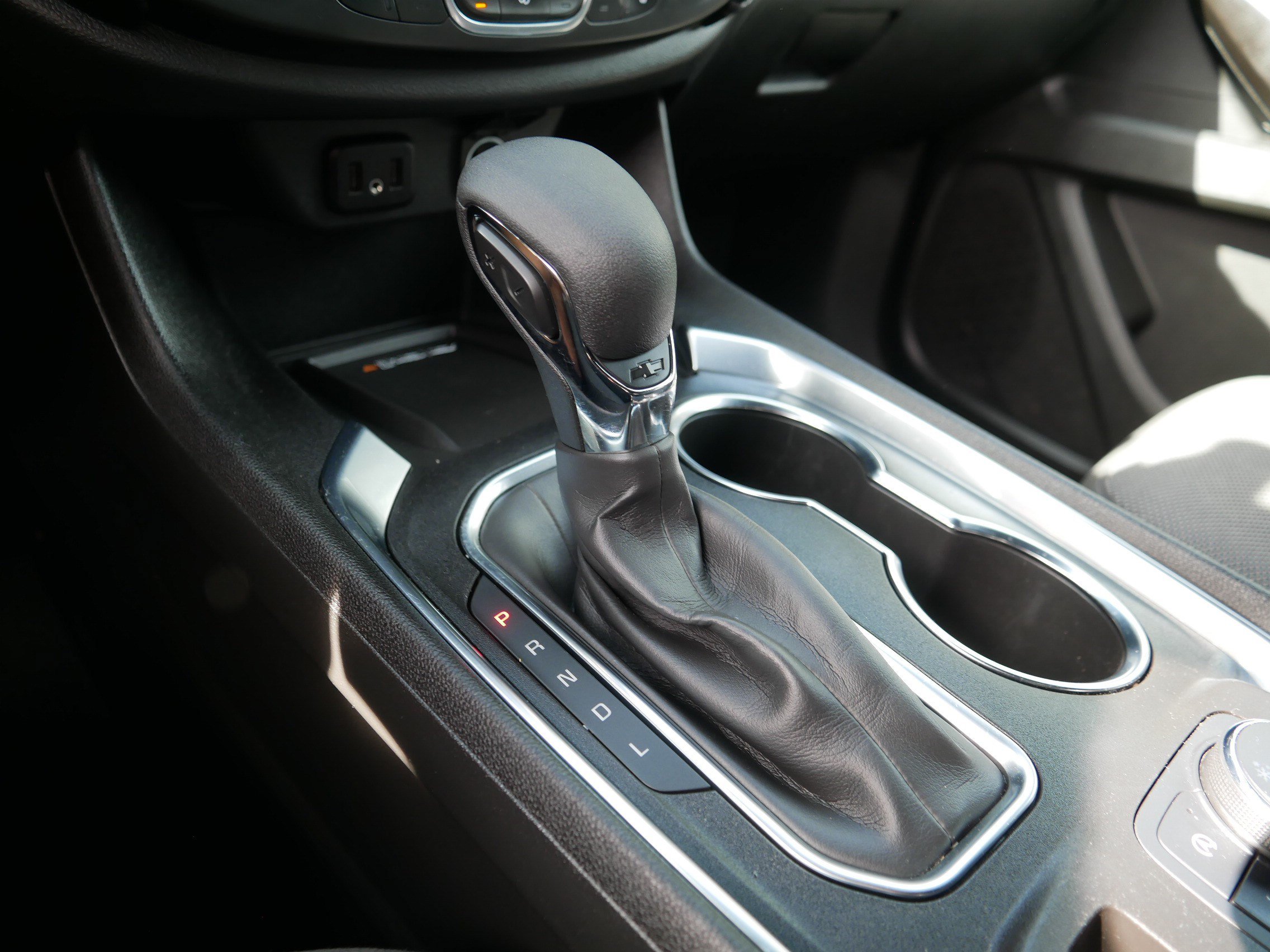 Used 2023 Chevrolet Traverse LT FWD image 24