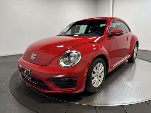 Used 2019 Volkswagen Beetle 2.0T S image 6
