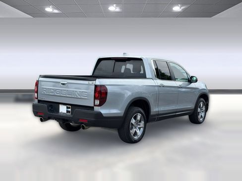 Used 2025 Honda Ridgeline RTL image 9