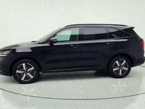 Used 2022 Kia Sorento S FWD image 4