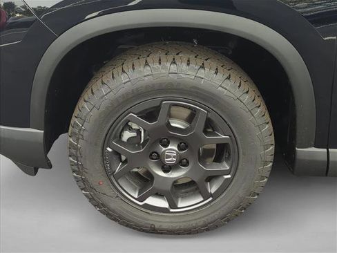 New 2025 Honda Pilot TrailSport image 13