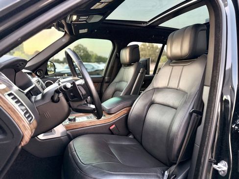 Used 2018 Land Rover Range Rover Supercharged AWD/4WD image 18