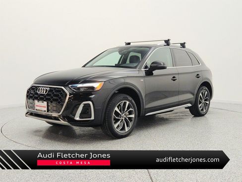 Used 2022 Audi Q5 2.0T Premium w/ Convenience Package AWD/4WD image 1