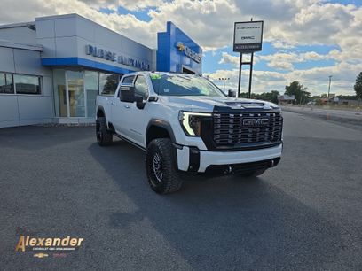 Used 2025 GMC Sierra 2500 Denali Ultimate w/ Max Trailering Package