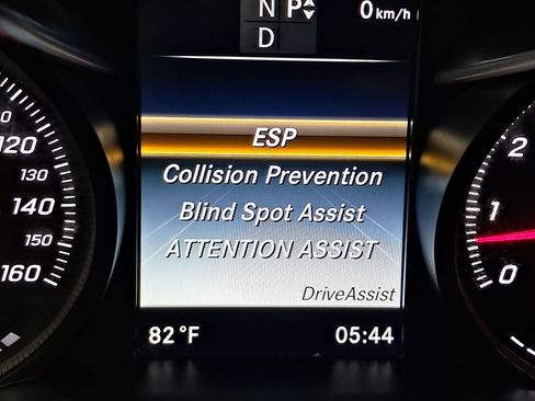 Used 2017 Mercedes-Benz C 300 4MATIC Sedan image 12