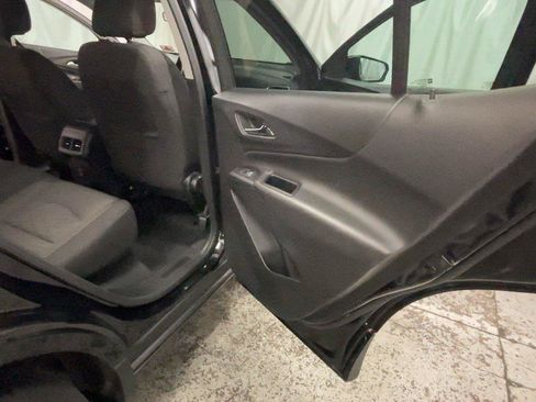 Used 2019 Chevrolet Equinox LT AWD/4WD image 23