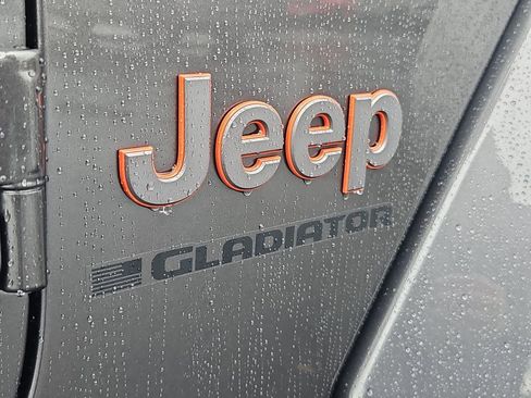 New 2026 Jeep Gladiator Mojave image 25