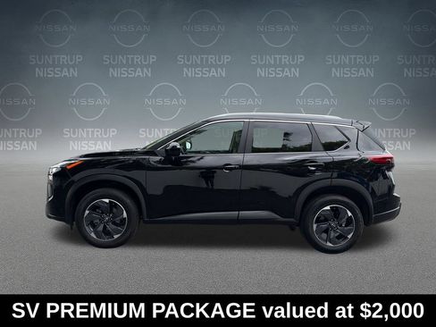 Used 2025 Nissan Rogue SV w/ SV Premium Package FWD image 2