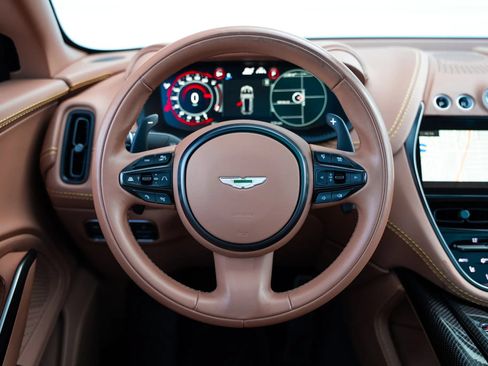 Used 2023 Aston Martin DBX 707 AWD/4WD image 39