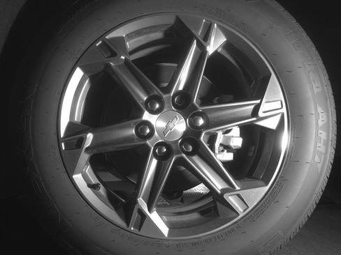 Used 2025 Chevrolet Blazer LT FWD image 11