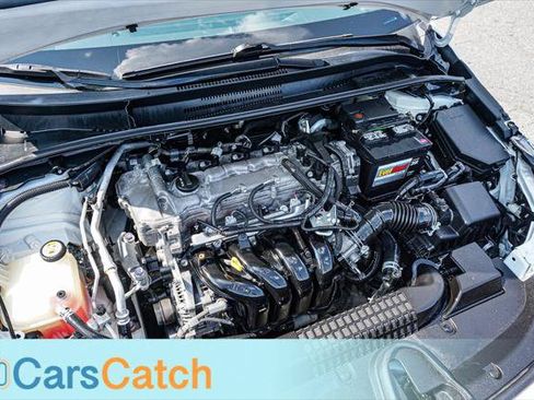Used 2020 Toyota Corolla LE FWD image 39
