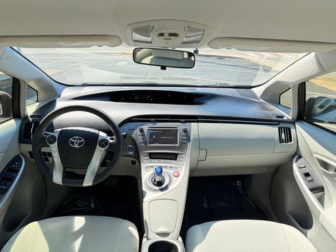 Used 2012 Toyota Prius Two FWD image 22