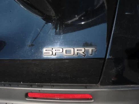 Certified 2023 Honda HR-V Sport image 8