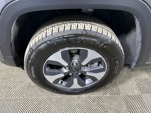 Used 2023 Jeep Grand Cherokee 4WD 4xe image 10