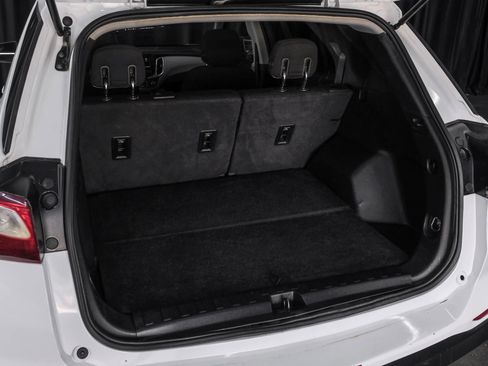 Used 2019 Chevrolet Equinox LS w/ LPO, Cargo Package FWD image 52