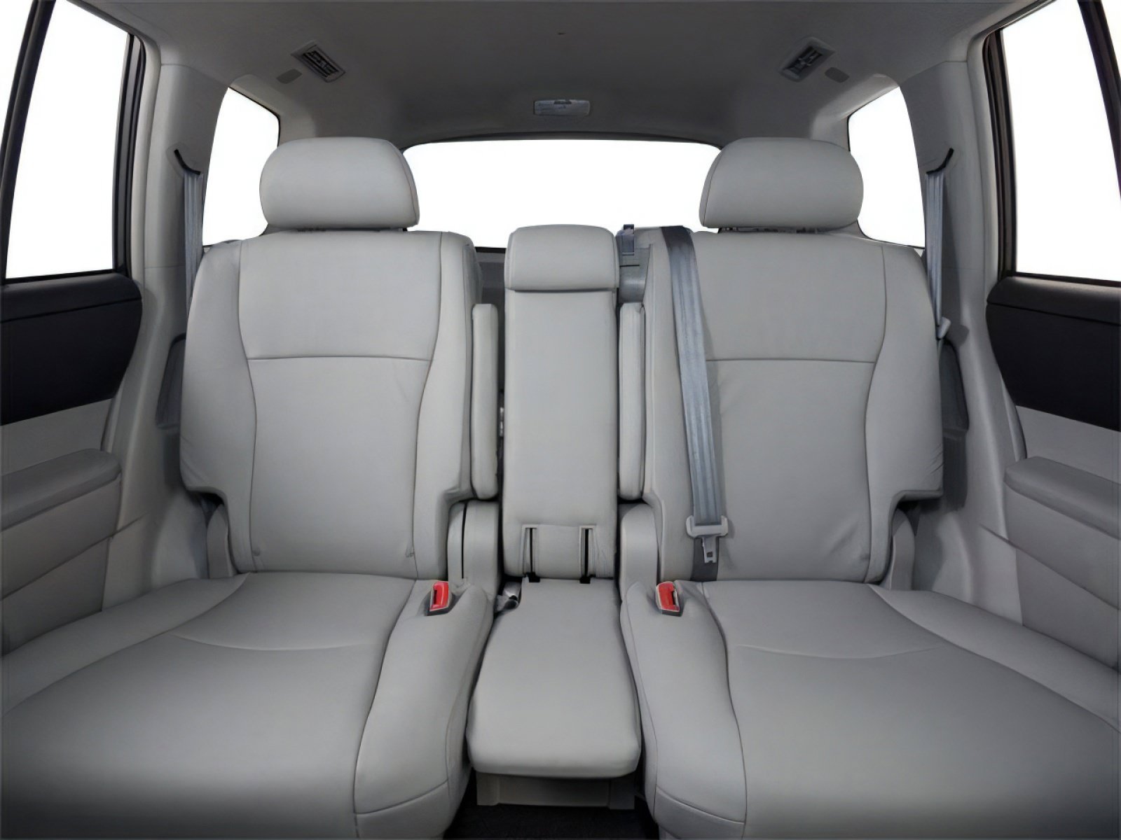 Used 2013 Toyota Highlander SE FWD image 12