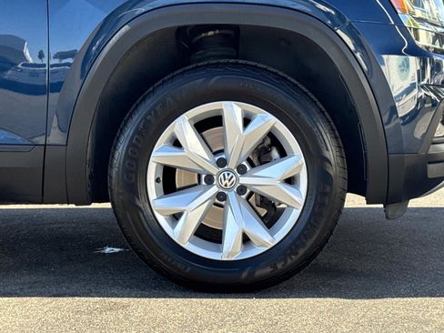 Used 2018 Volkswagen Atlas SE image 32