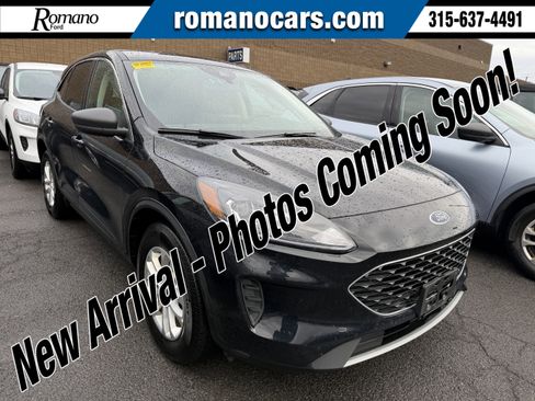 Used 2022 Ford Escape SE w/ Convenience Package image 1