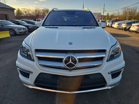 Used 2014 Mercedes-Benz GL 550 4MATIC image 16