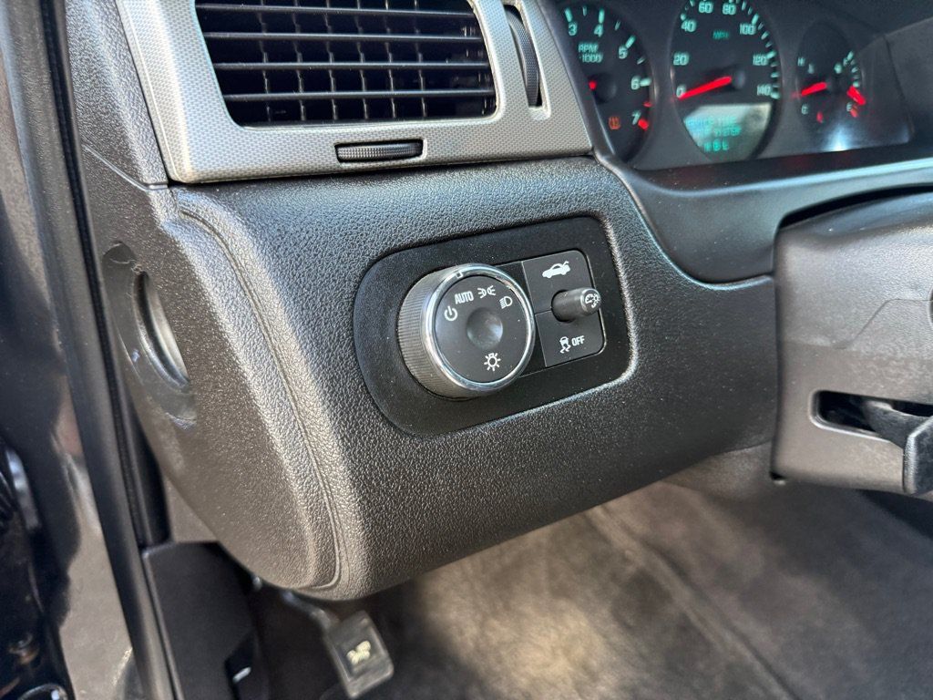 Used 2015 Chevrolet Impala Police FWD image 17