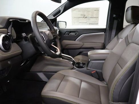 New 2026 Chevrolet Colorado ZR2 image 11