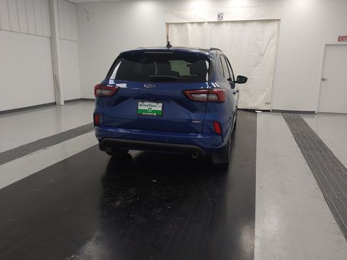 Used 2023 Ford Escape ST-Line Select w/ Tech Pack #1 AWD/4WD image 7