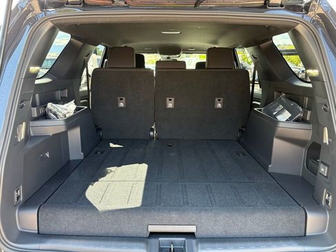 Used 2025 Toyota 4Runner TRD Off-Road image 31