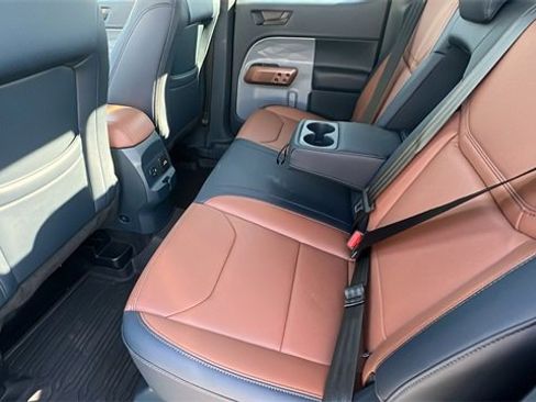 Used 2024 Ford Maverick Lariat w/ FX4 Off-Road Package image 16