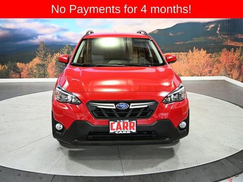 Used 2023 Subaru Crosstrek 2.0i Premium image 3