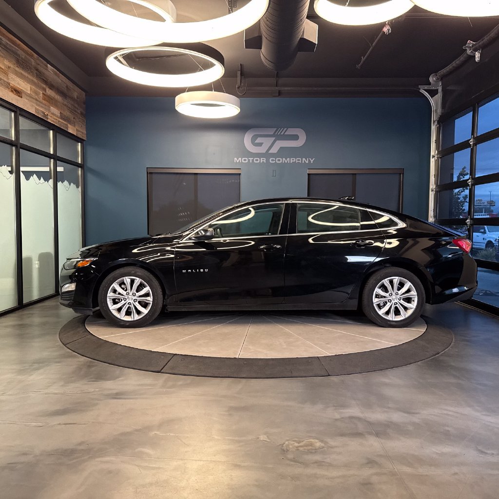 Used 2022 Chevrolet Malibu LT FWD image 6