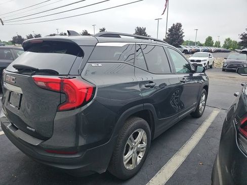 Used 2019 GMC Terrain SLE w/ Driver Convenience Package AWD/4WD image 4