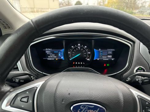 Used 2015 Ford Fusion Titanium image 9