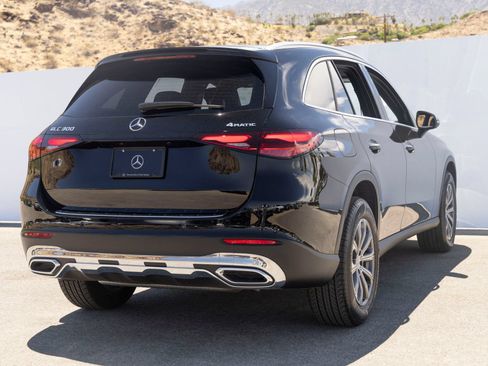 Used 2026 Mercedes-Benz GLC 300 4MATIC image 10
