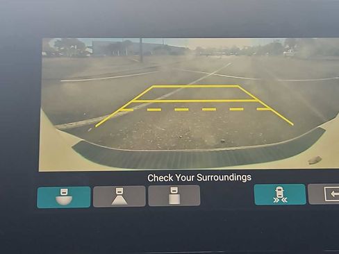 Used 2022 Honda Odyssey Elite image 11