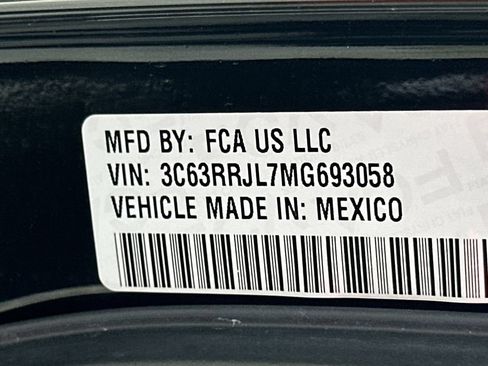 Used 2021 RAM 3500 Laramie AWD/4WD image 32