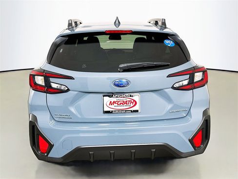 Used 2024 Subaru Crosstrek 2.0i Premium image 18