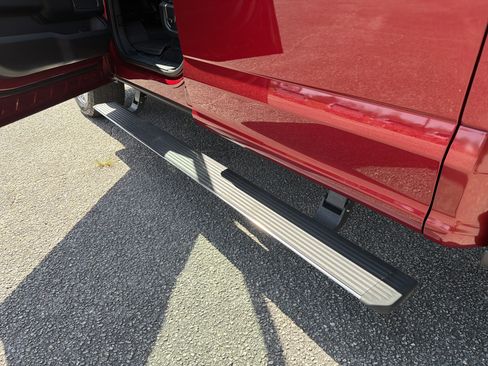 Used 2018 Ford F150 Platinum w/ Equipment Group 701A Luxury image 37