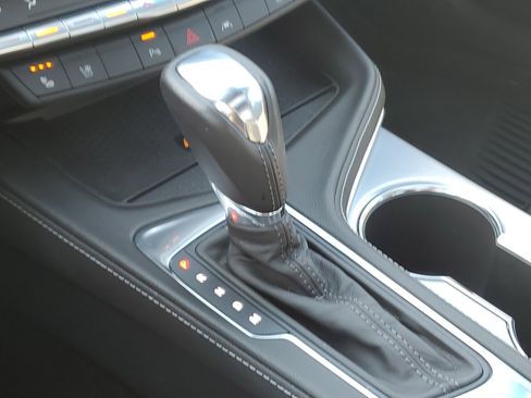 Certified 2025 Cadillac CT4 Premium Luxury image 28