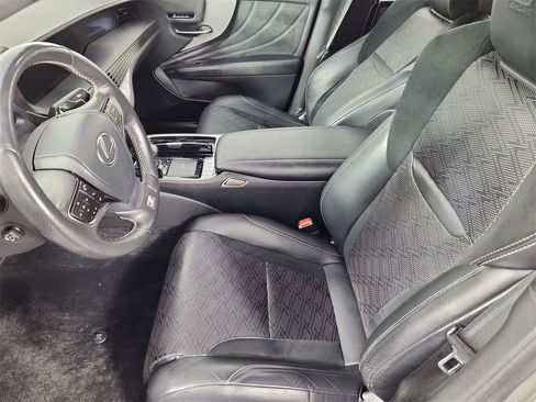 Used 2018 Lexus LS 500 F Sport image 10
