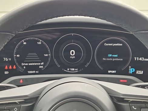 Used 2021 Porsche Taycan image 16