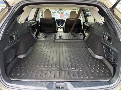 Used 2021 Subaru Outback Limited AWD/4WD image 30