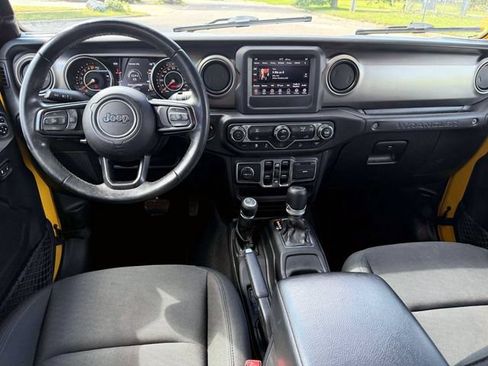 Certified 2020 Jeep Wrangler Unlimited Sport S AWD/4WD image 15