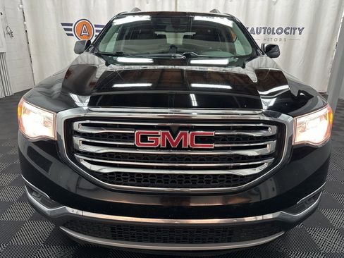Used 2017 GMC Acadia SLT AWD/4WD image 4