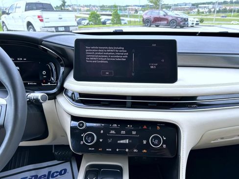 Used 2025 INFINITI QX60 Luxe w/ Vision Package AWD/4WD image 13