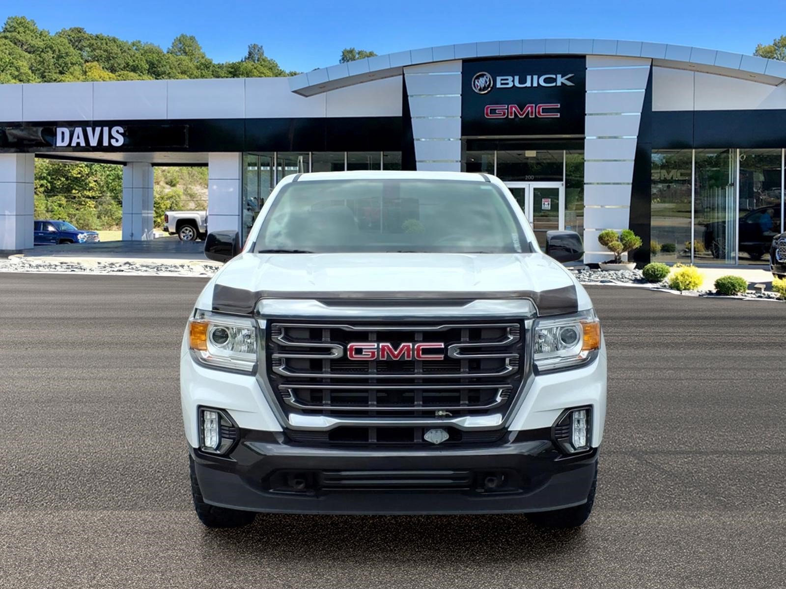 Used 2022 GMC Canyon AT4 AWD/4WD image 2