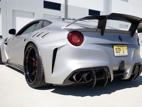 Used 2016 Ferrari F12 Berlinetta image 33