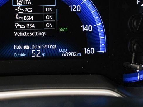 Used 2020 Toyota Corolla XLE image 20