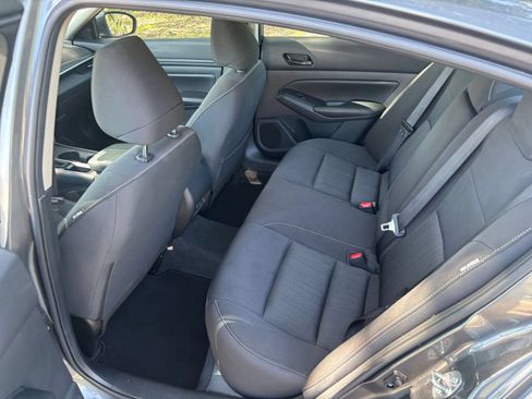 Used 2025 Nissan Altima 2.5 SV FWD image 27
